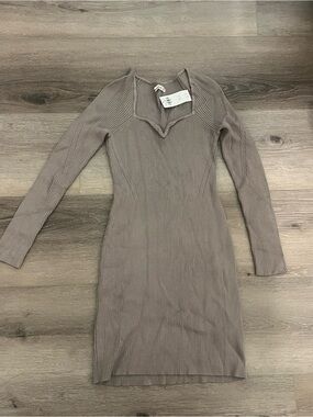 Abercrombie & Fitch Ribbed V-Neck Bodycon Mini Dress - Taupe